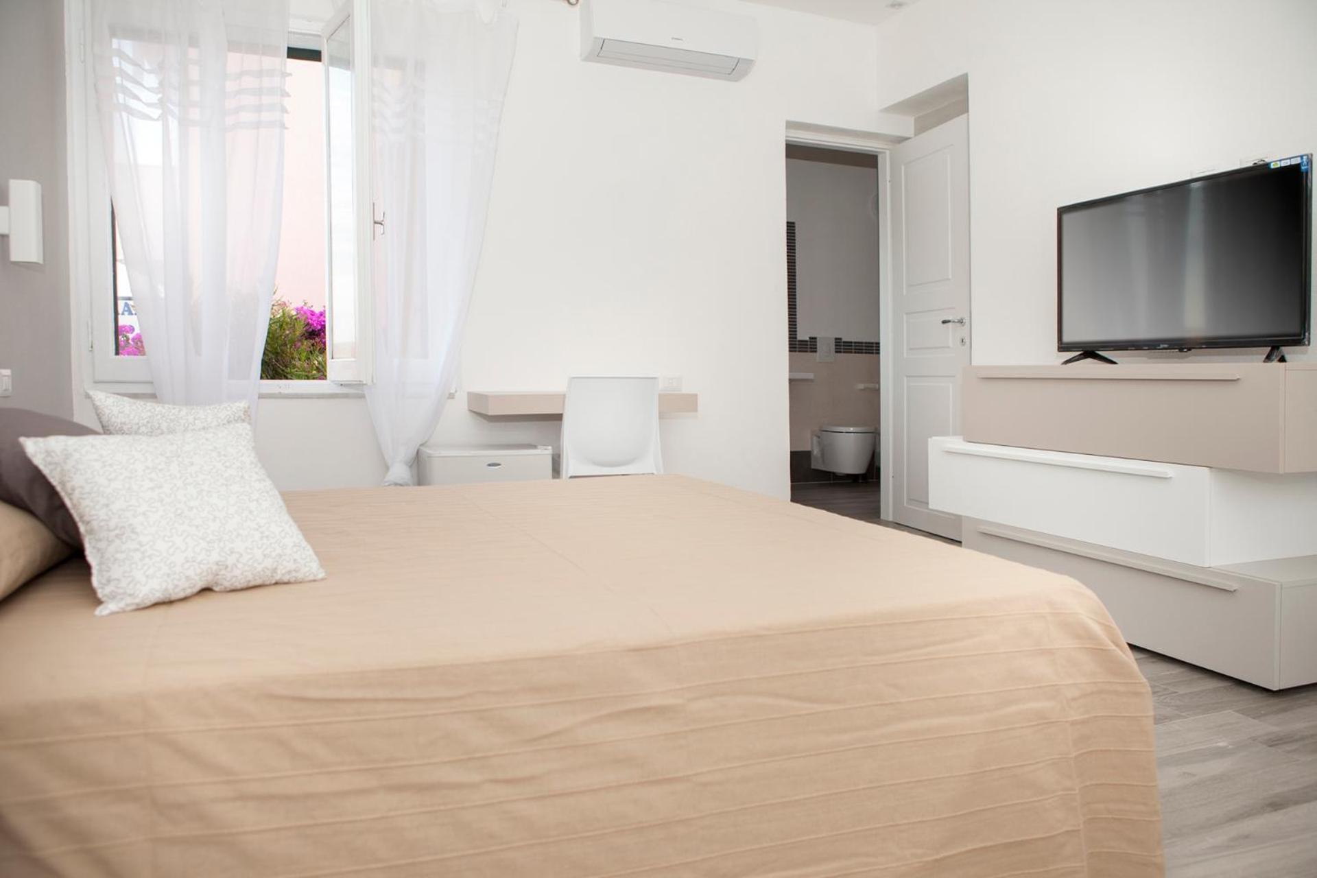 I Viaggi Di Ki Hotell Santa Teresa Gallura Exteriör bild